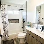 Renovated Culver City Escape Walkable Wfh