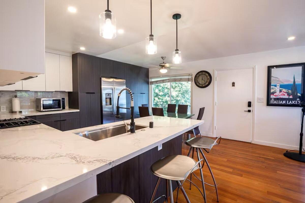 Apartment Renovated Culver Escape Walkable Wfh