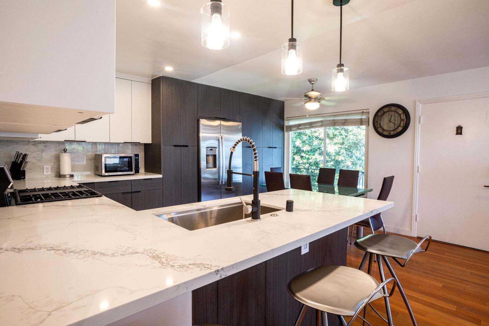 Apartment Renovated Culver Escape Walkable Wfh