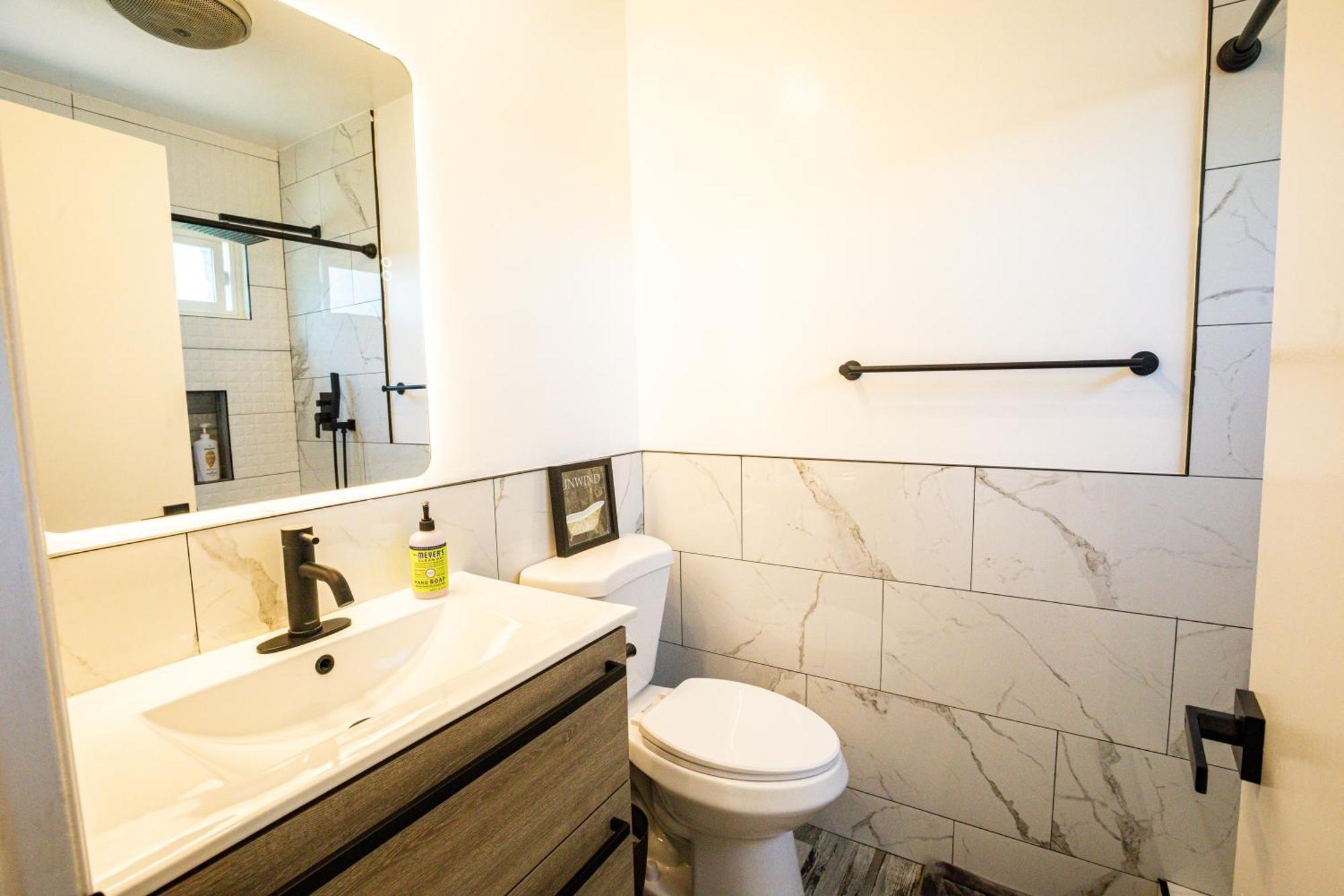 Renovated Culver Escape Walkable Wfh